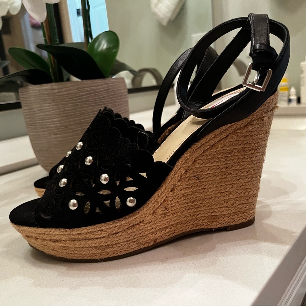 Marc Fisher wedge black with studs 8.5